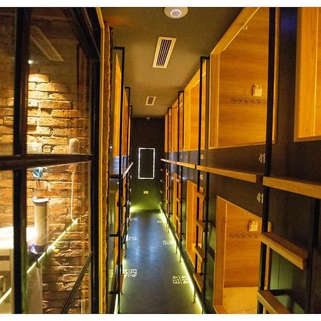 Khan Hoang Capsule Hotel Hà Nội Ngoại thất bức ảnh