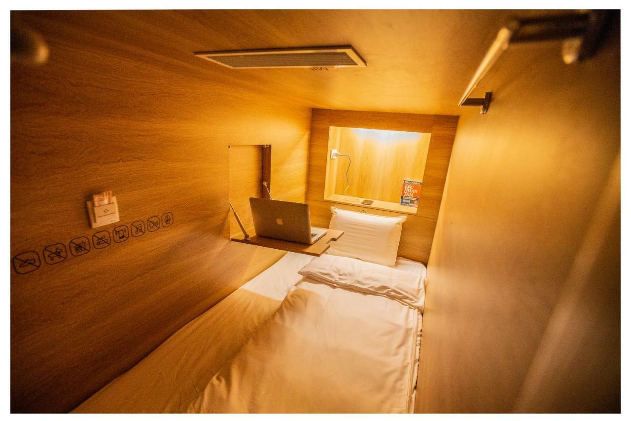 Khan Hoang Capsule Hotel Hà Nội Ngoại thất bức ảnh